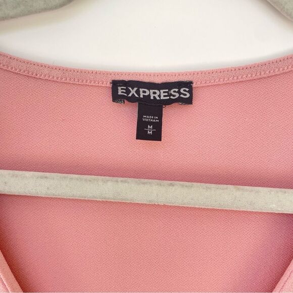 Express Crochet Cap Sleeve V-Neck Blouse Light Pink Women M Minimalist Aesthetic - Picture 6 of 8